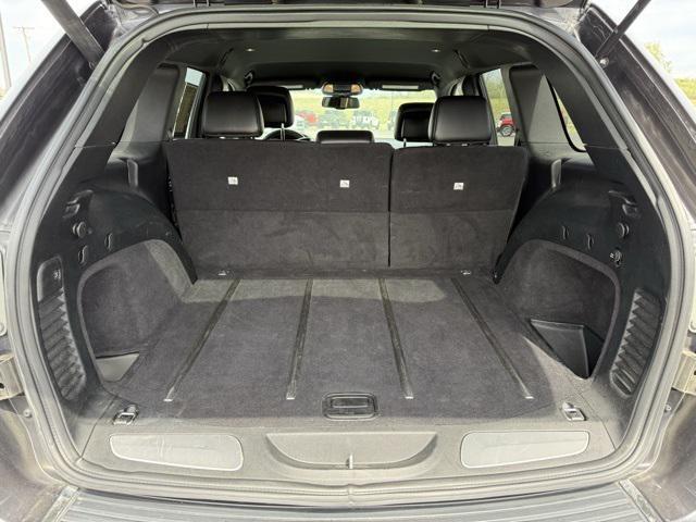 used 2016 Jeep Grand Cherokee car, priced at $9,208