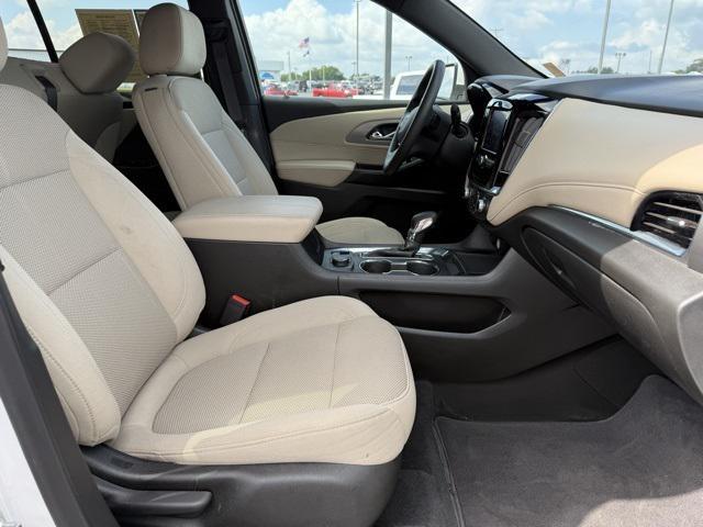 used 2023 Chevrolet Traverse car, priced at $20,995
