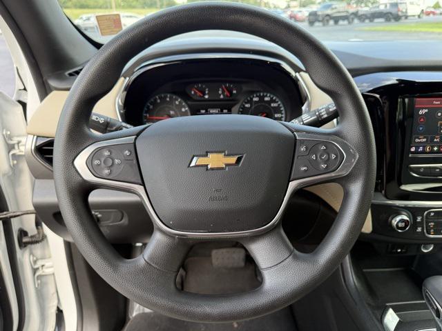 used 2023 Chevrolet Traverse car, priced at $20,995