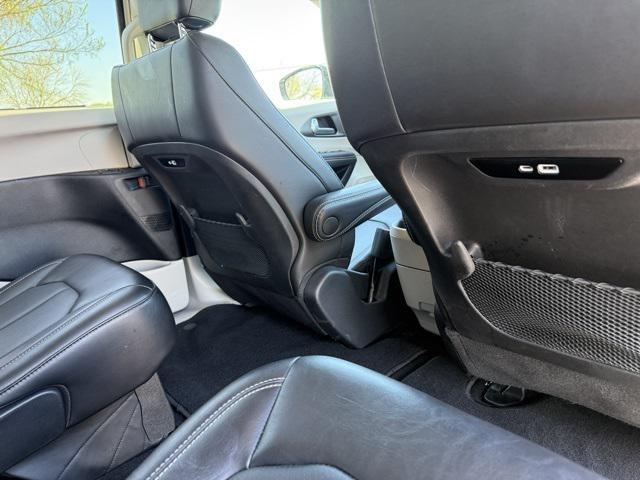 used 2024 Chrysler Pacifica car, priced at $33,721
