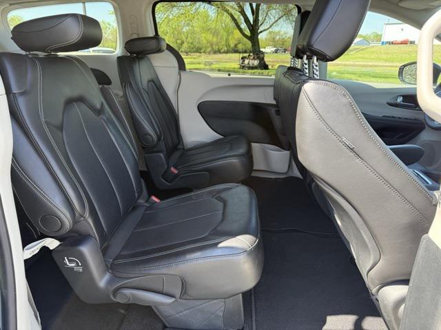 used 2024 Chrysler Pacifica car, priced at $33,721