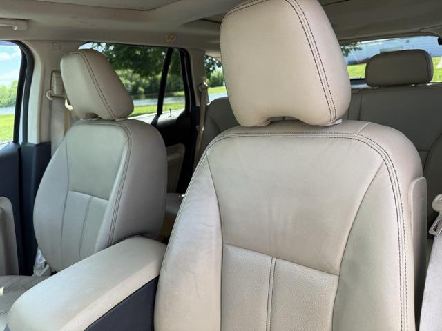 used 2010 Ford Edge car, priced at $5,900