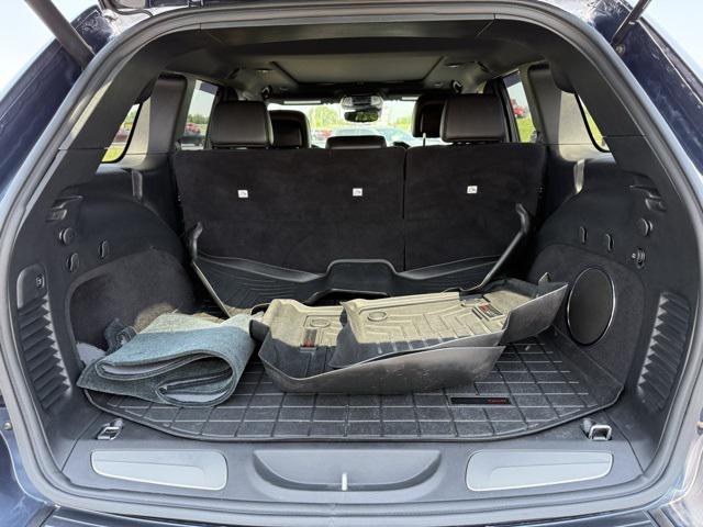 used 2021 Jeep Grand Cherokee car, priced at $38,991