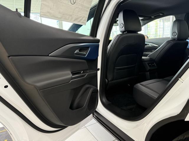 new 2025 Chevrolet Equinox EV car, priced at $44,165
