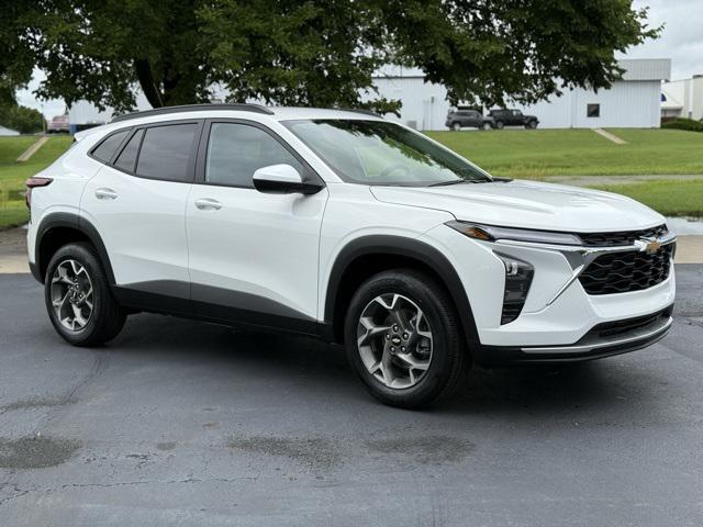 new 2025 Chevrolet Trax car, priced at $25,525