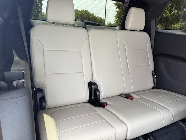 used 2022 Chevrolet Traverse car, priced at $37,543