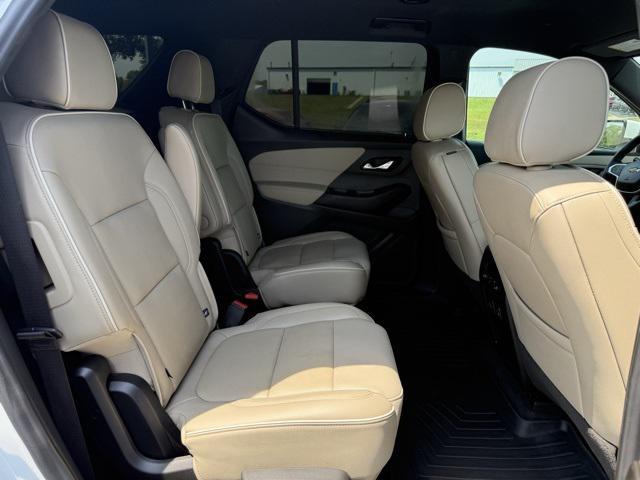used 2022 Chevrolet Traverse car, priced at $37,543