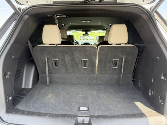 used 2022 Chevrolet Traverse car, priced at $37,543
