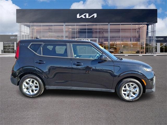 used 2021 Kia Soul car, priced at $17,812