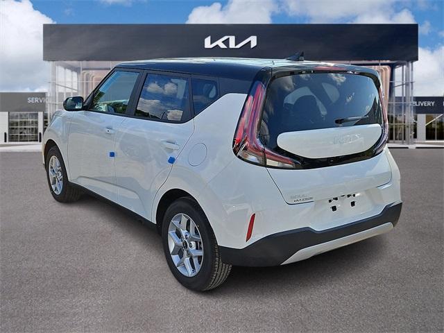 new 2025 Kia Soul car, priced at $24,685