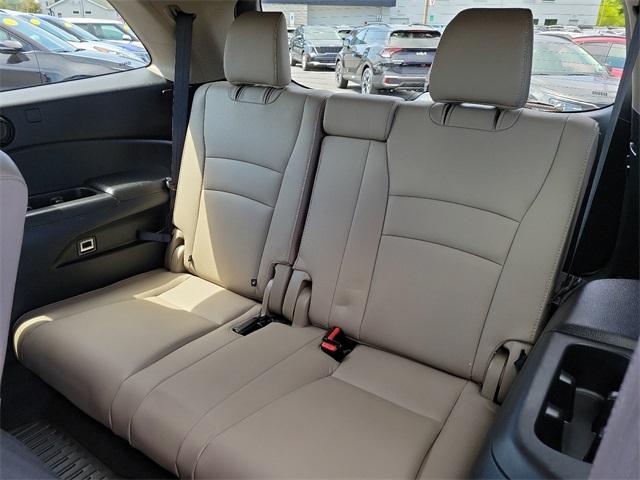 used 2022 Honda Pilot car, priced at $29,450