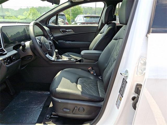 new 2025 Kia Sportage car, priced at $35,755