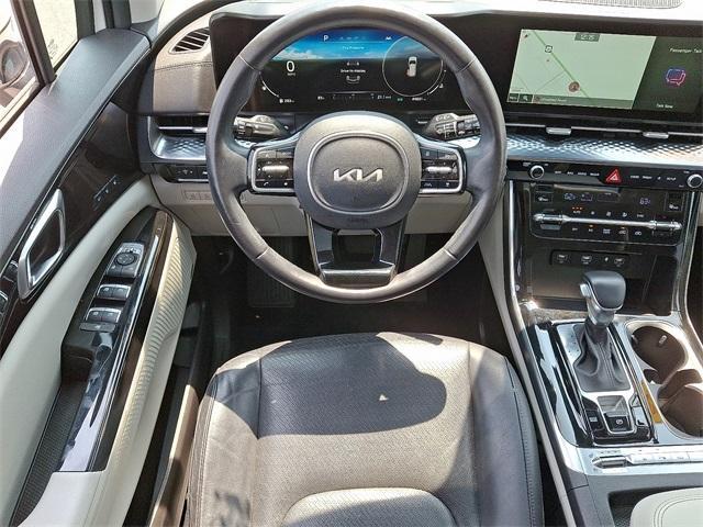 used 2022 Kia Carnival car, priced at $35,795