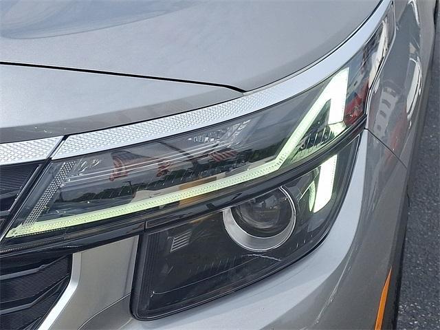 used 2024 Kia Seltos car, priced at $25,046