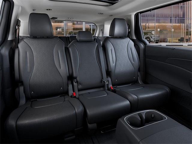 new 2026 Kia Carnival Hybrid car, priced at $51,020
