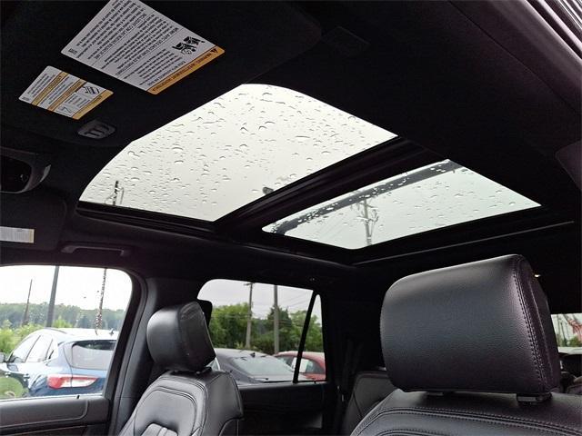 used 2020 Ford Expedition car, priced at $38,060