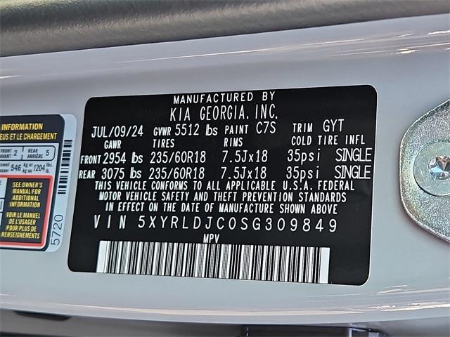 new 2025 Kia Sorento car, priced at $38,820