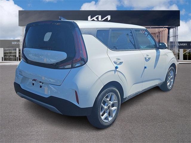 new 2025 Kia Soul car, priced at $22,815