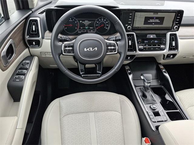 used 2022 Kia Sorento car, priced at $28,784