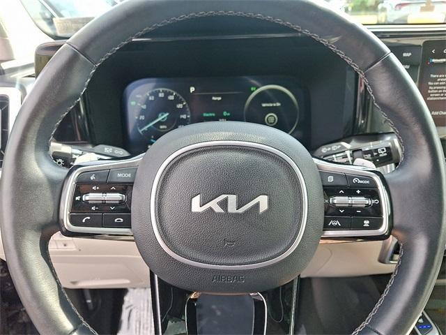 used 2023 Kia Sorento Plug-In Hybrid car, priced at $35,231