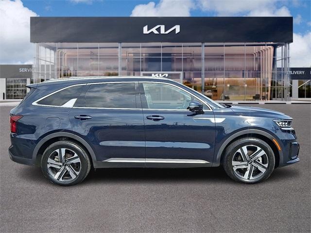 used 2023 Kia Sorento Plug-In Hybrid car, priced at $35,231