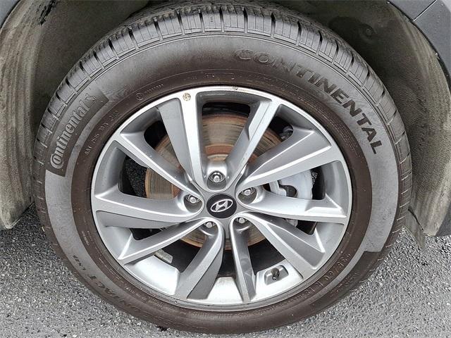 used 2020 Hyundai Santa Fe car, priced at $19,000