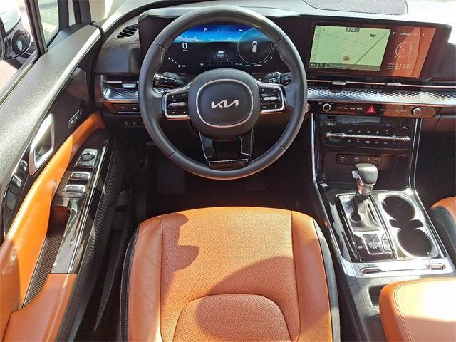 used 2023 Kia Carnival car, priced at $38,824