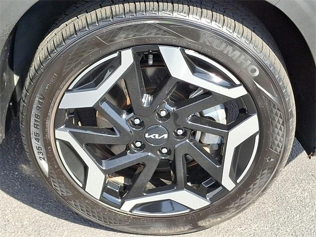 used 2024 Kia Seltos car, priced at $28,313