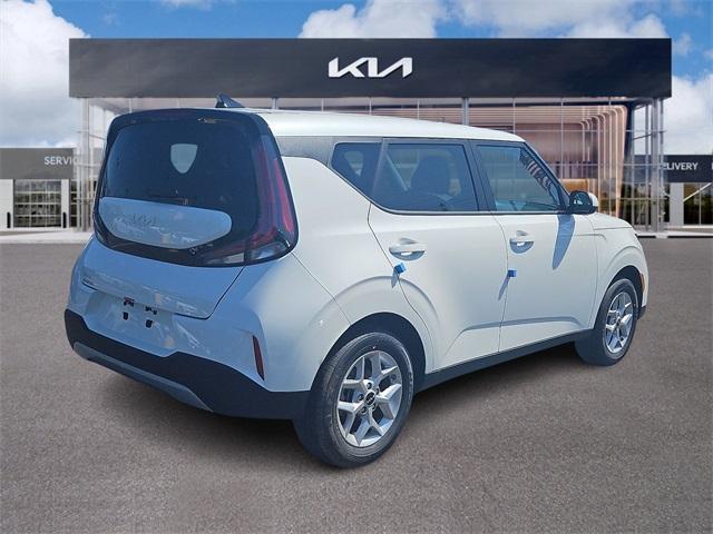 new 2025 Kia Soul car, priced at $22,815