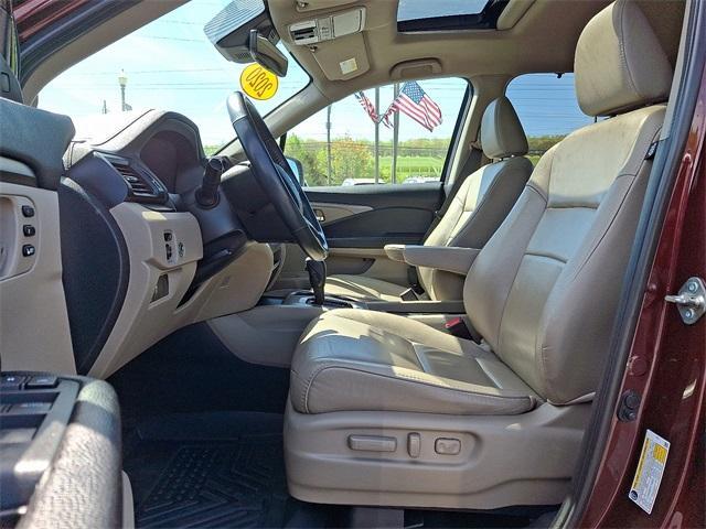 used 2020 Honda Pilot car, priced at $28,795