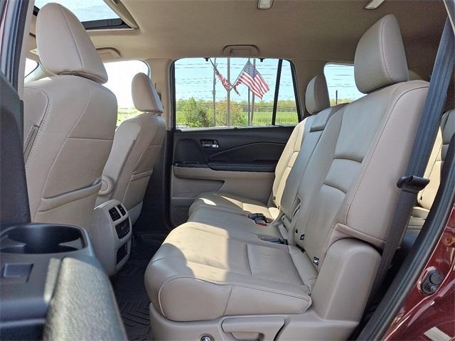 used 2020 Honda Pilot car, priced at $28,795
