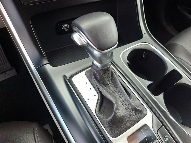 used 2024 Kia Carnival car, priced at $33,985