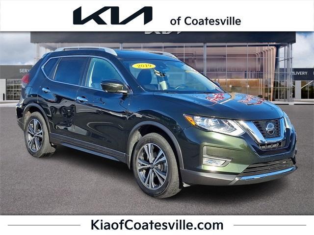 used 2019 Nissan Rogue car, priced at $19,423