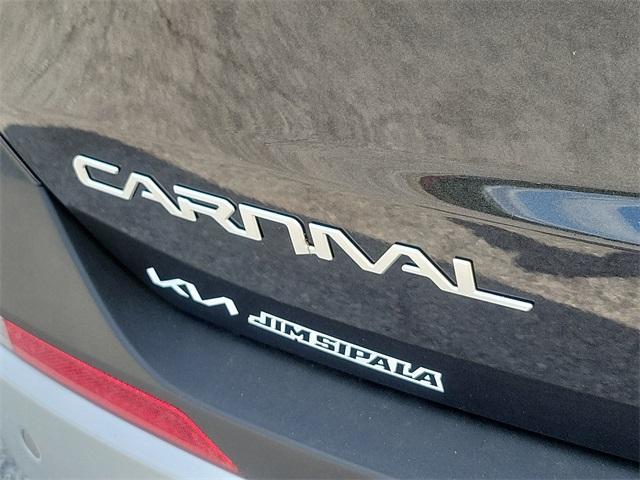 new 2025 Kia Carnival car, priced at $40,235