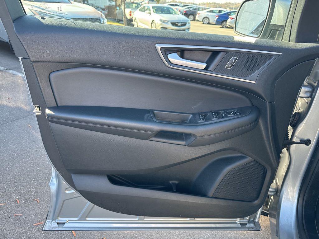 used 2023 Ford Edge car, priced at $22,351