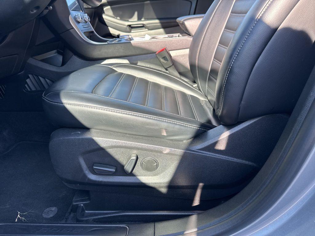 used 2023 Ford Edge car, priced at $22,351