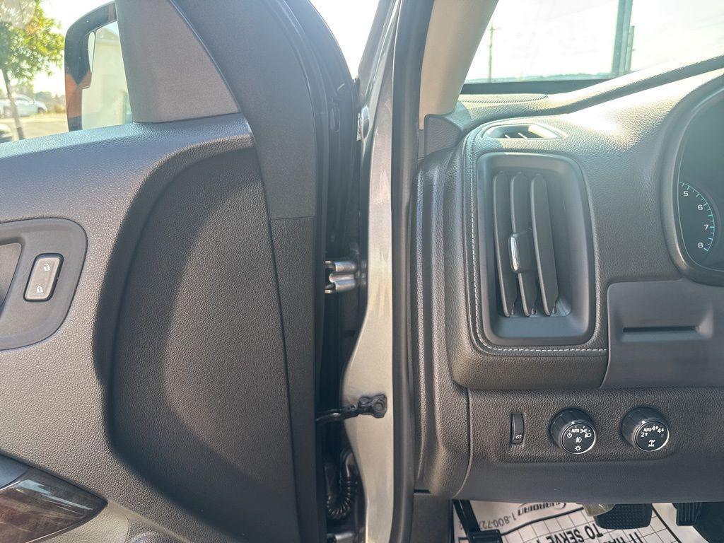 used 2022 GMC Canyon car, priced at $31,408
