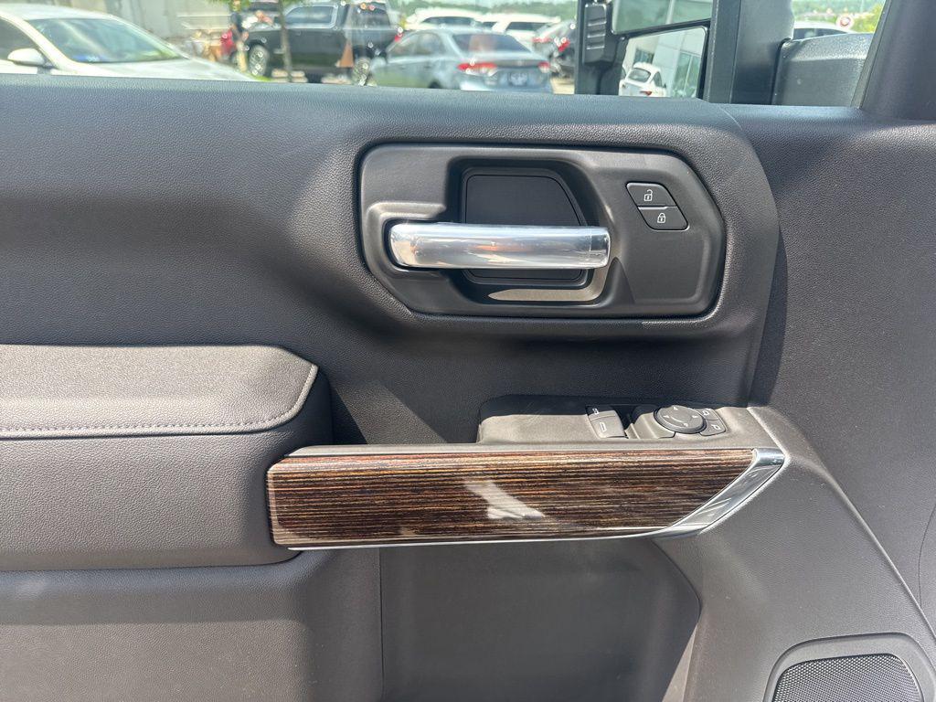 new 2025 GMC Sierra 2500 car, priced at $51,935