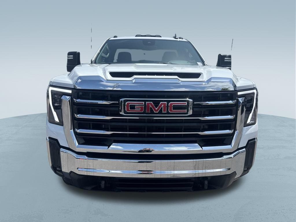 new 2025 GMC Sierra 2500 car, priced at $51,935