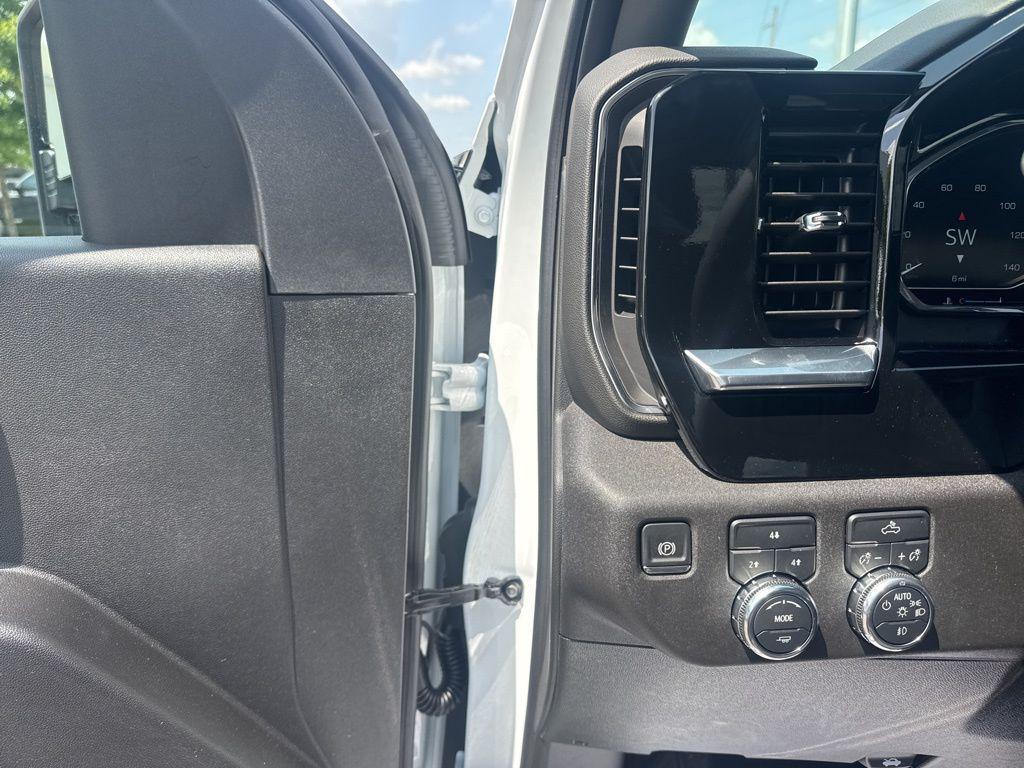 new 2025 GMC Sierra 2500 car, priced at $51,935