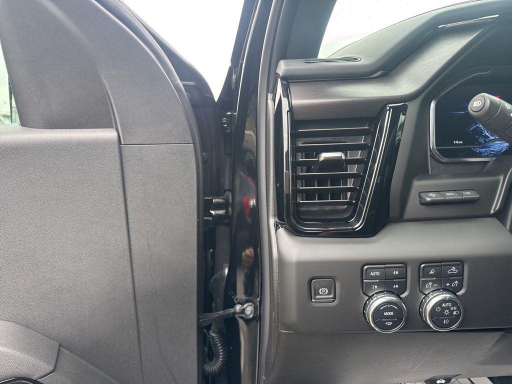 new 2025 GMC Sierra 1500 car, priced at $63,305