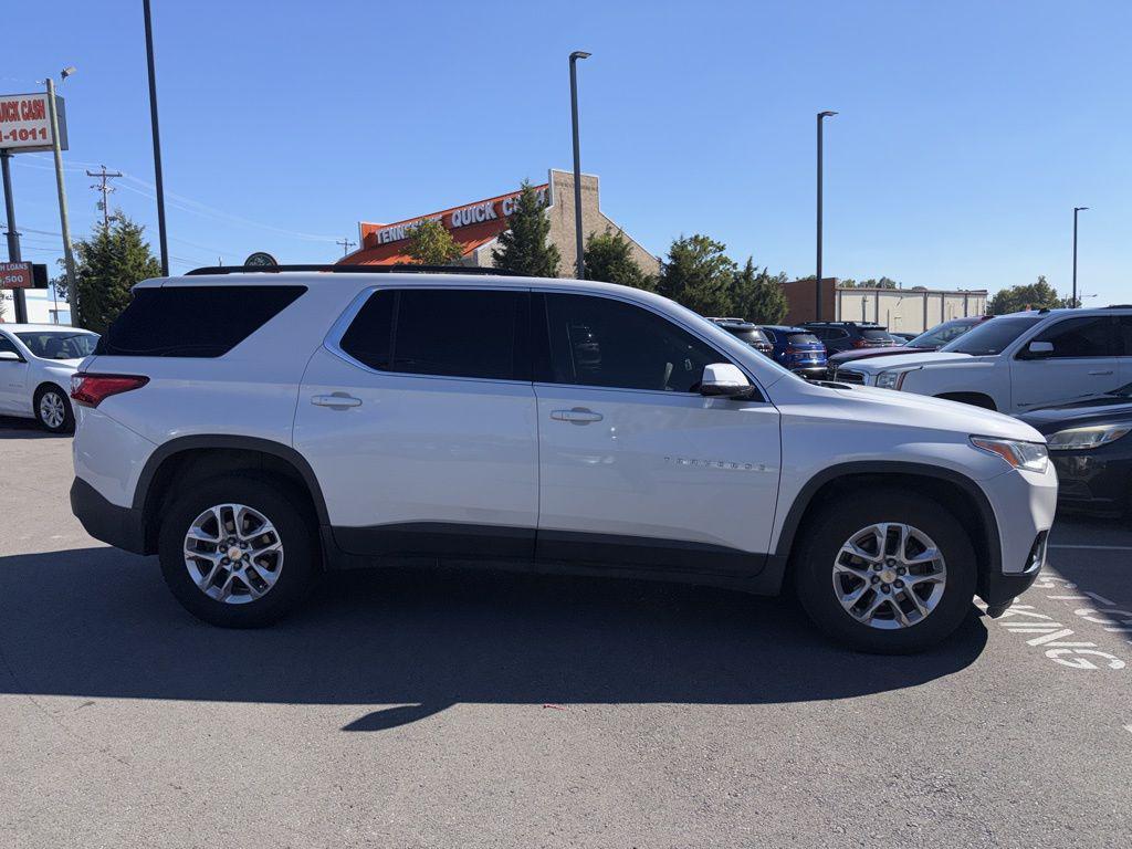 used 2019 Chevrolet Traverse car, priced at $19,321