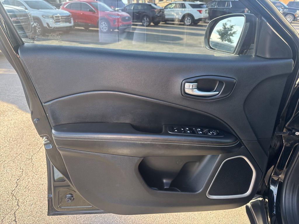 used 2019 Jeep Compass car, priced at $12,985