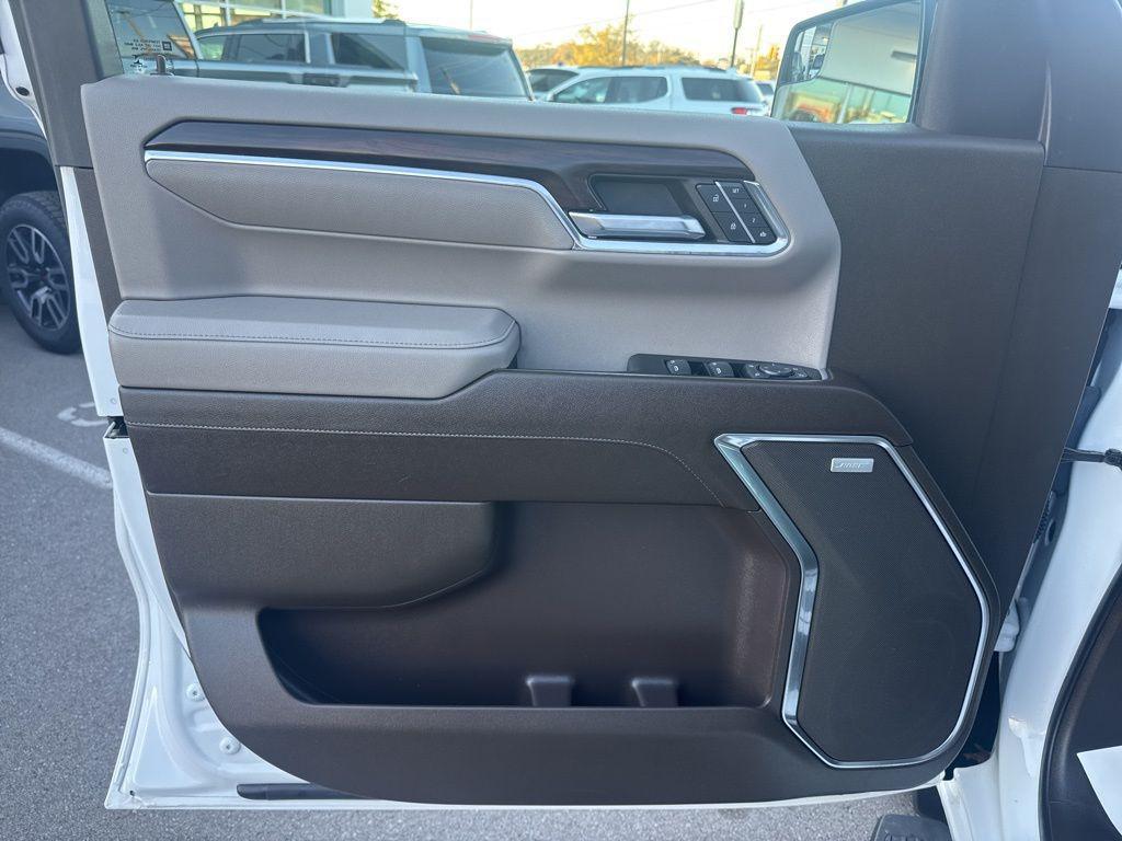 used 2023 GMC Sierra 1500 car, priced at $47,111