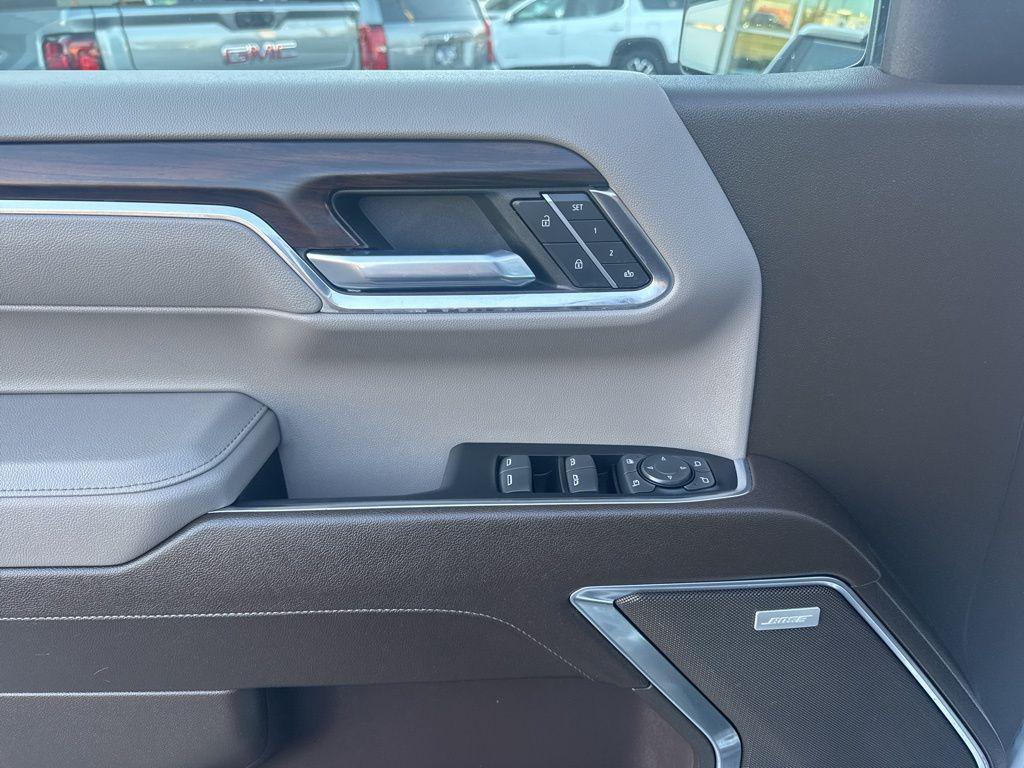 used 2023 GMC Sierra 1500 car, priced at $47,111