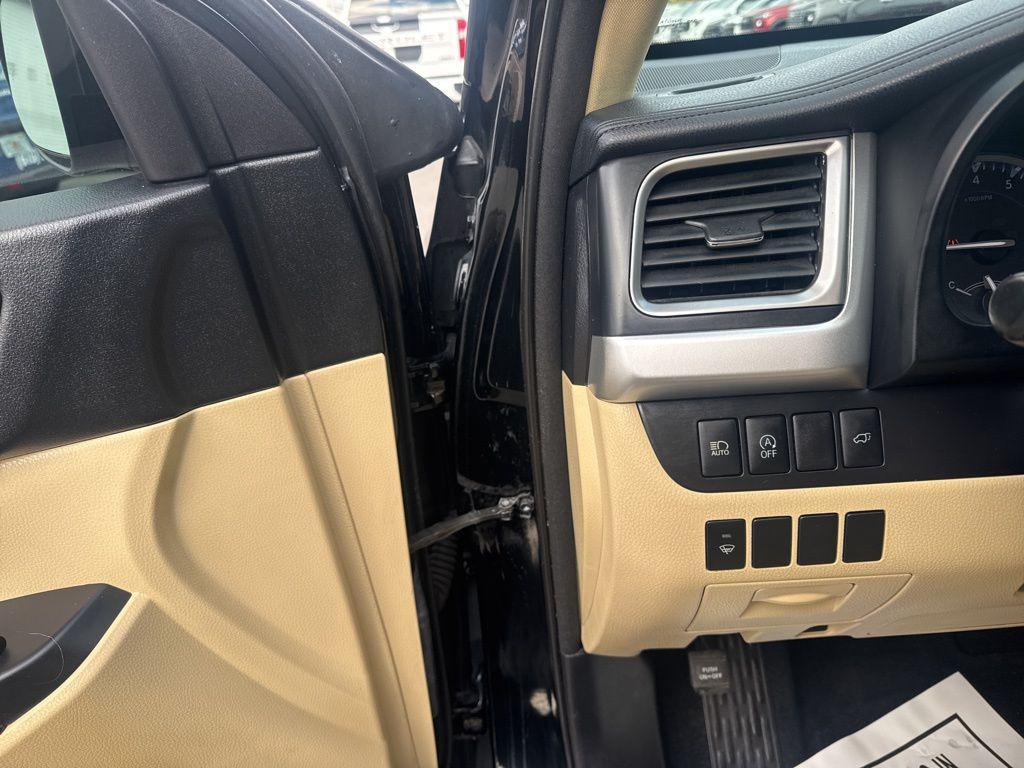 used 2017 Toyota Highlander car, priced at $18,924