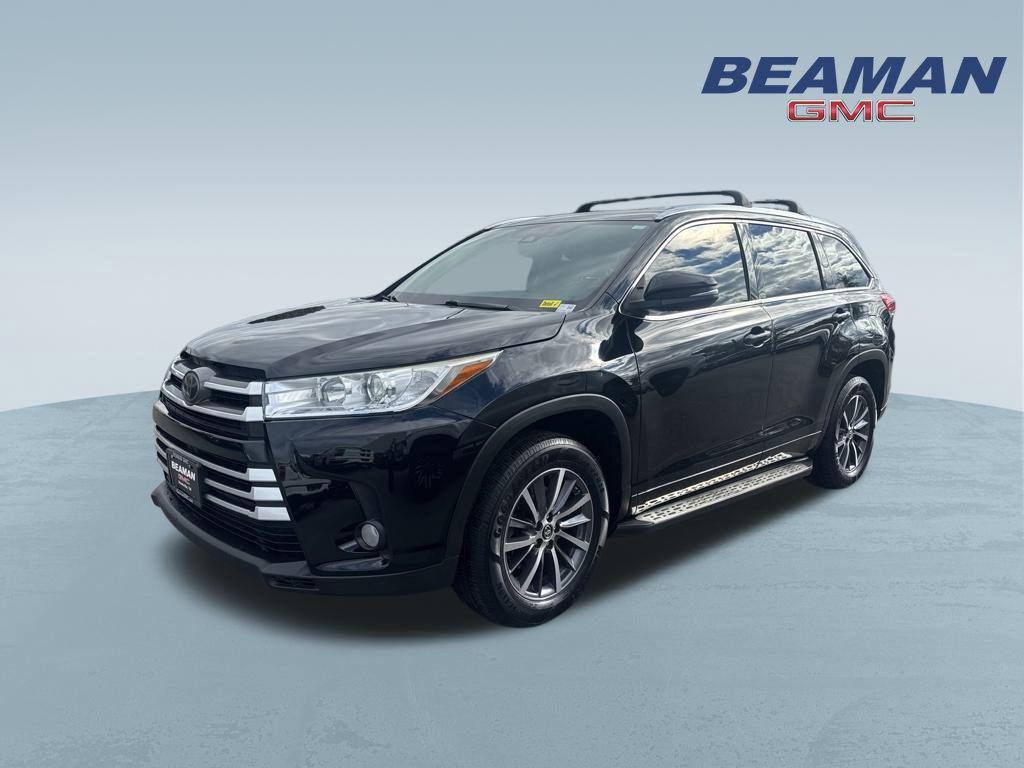 used 2017 Toyota Highlander car, priced at $18,924