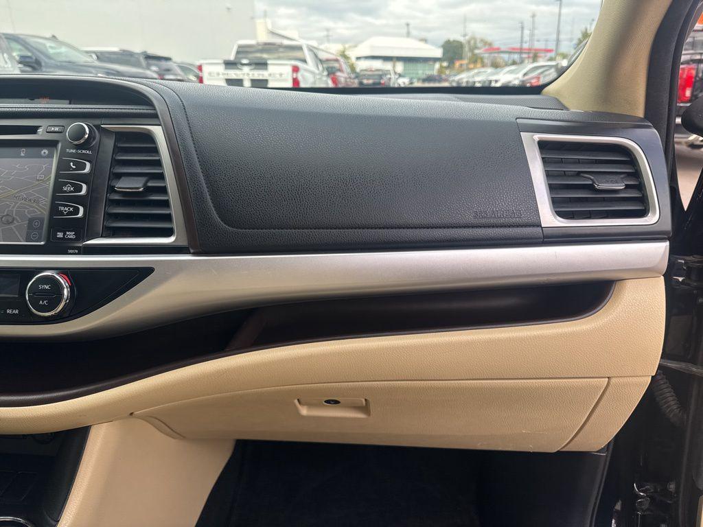 used 2017 Toyota Highlander car, priced at $18,924