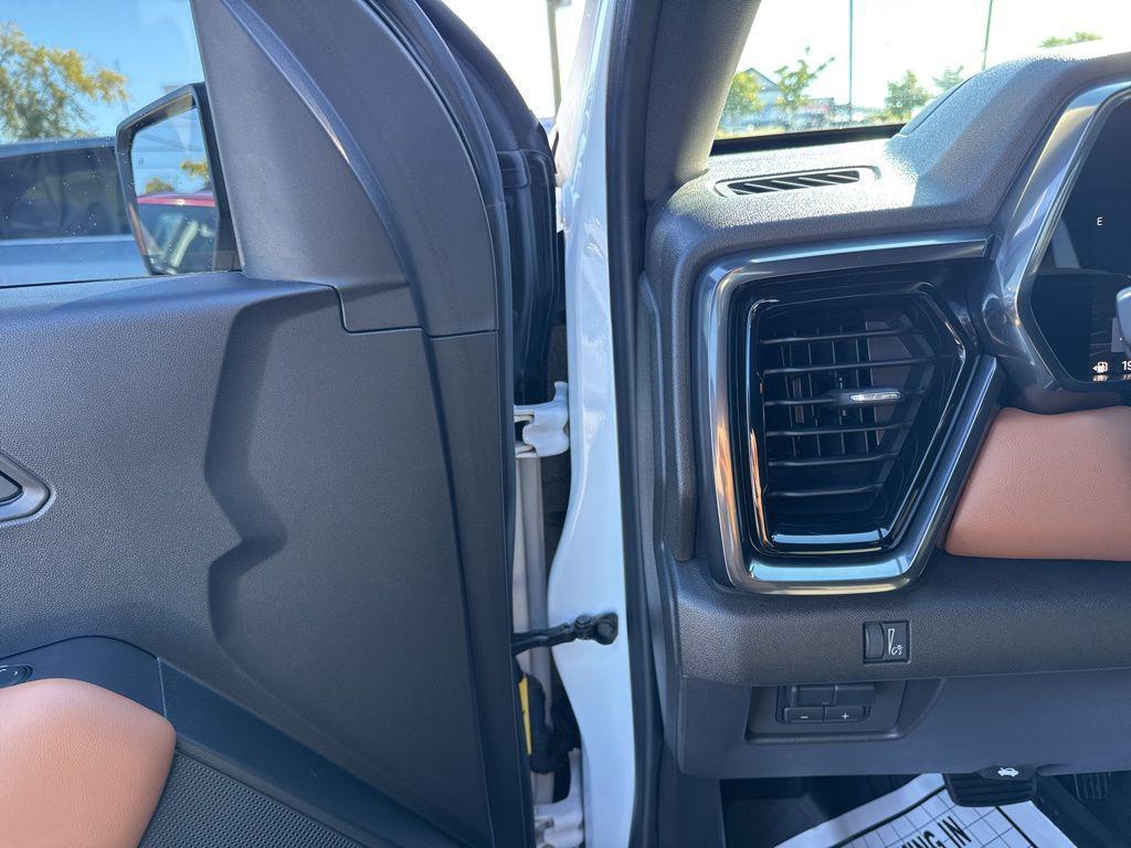 used 2023 GMC Canyon car, priced at $39,949