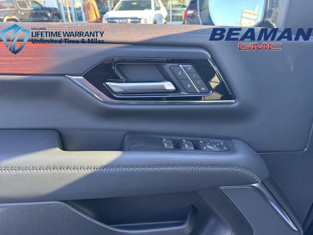 new 2025 GMC Yukon XL car, priced at $89,760